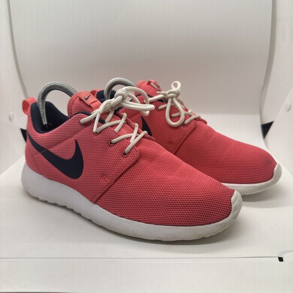 Nike Roshe One Womens Size 8 Pink Athletic Running Training Shoes Sneakers - Picture 1 of 13